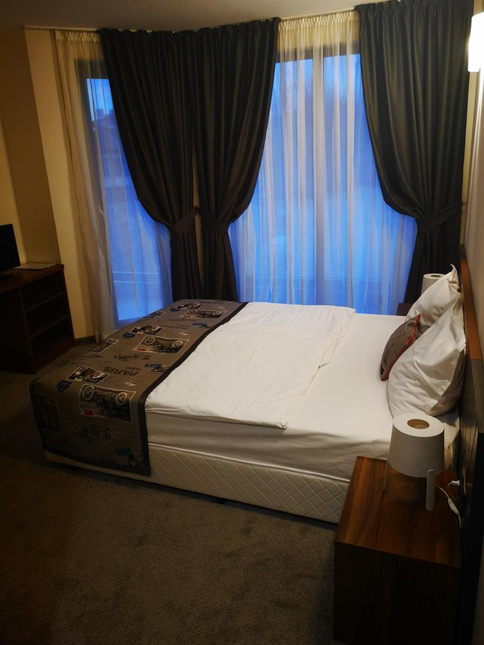 Family Hotel Novel City Burgas by Eksteriør bilde